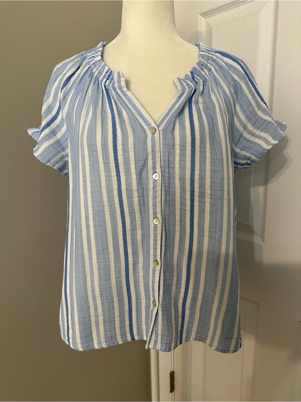 Tommy Bahama Island Gauze Striped Top - Like New